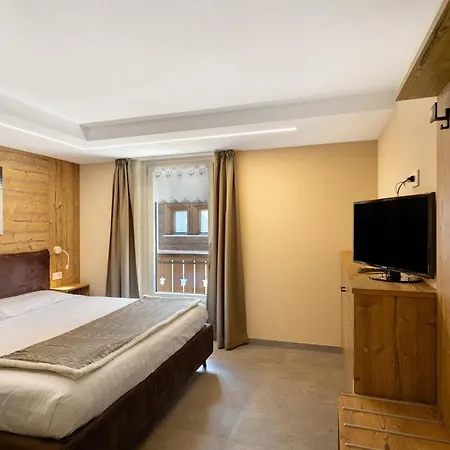 A Due Passi Rosso Apartment *